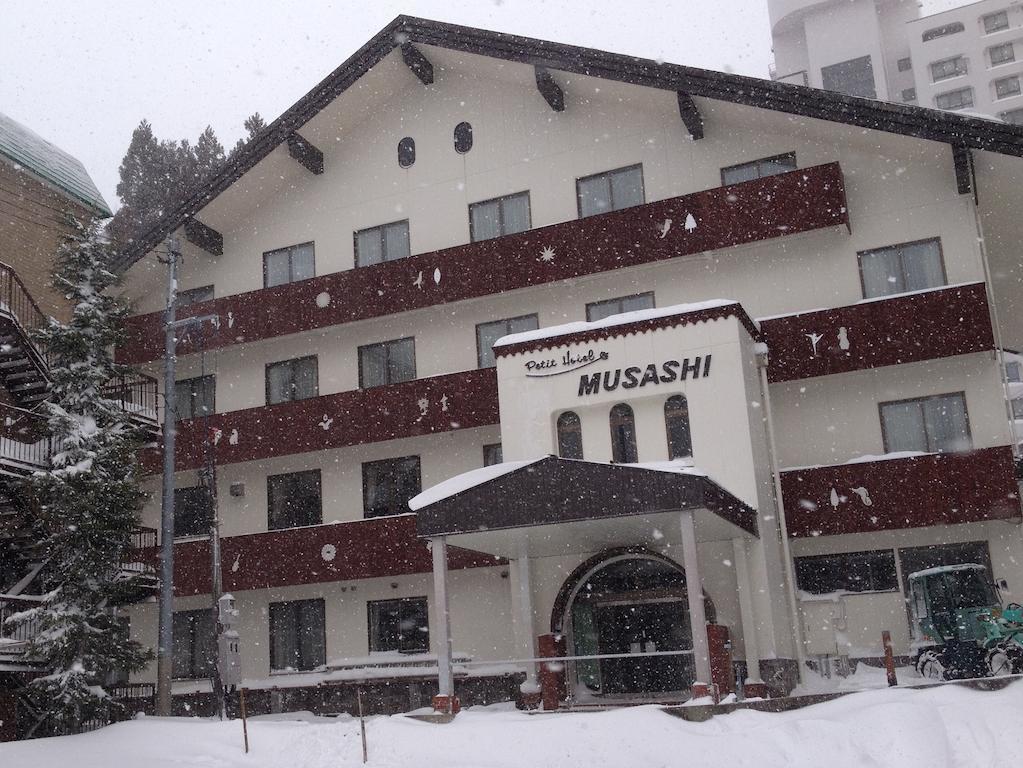 Naeba Musashi Yuzawa  Exteriör bild